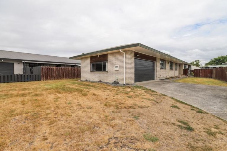 Photo of property in 23 Ronald Court, Pukete, Hamilton, 3200
