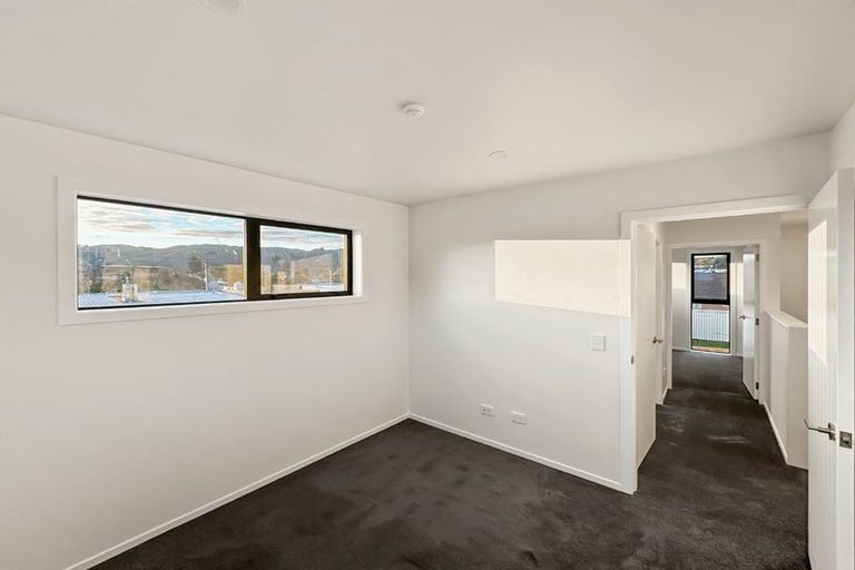 Photo of property in 4/27a Wilford Street, Wallaceville, Upper Hutt, 5018