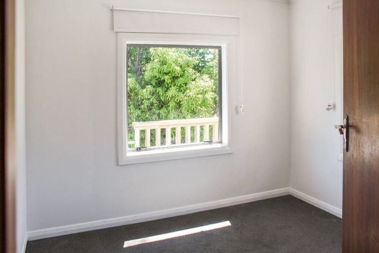 Photo of property in 16 Manuka Street, Hokowhitu, Palmerston North, 4410
