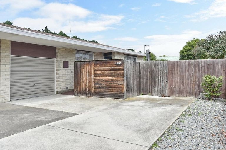 Photo of property in 2/144a Pages Road, Wainoni, Christchurch, 8061