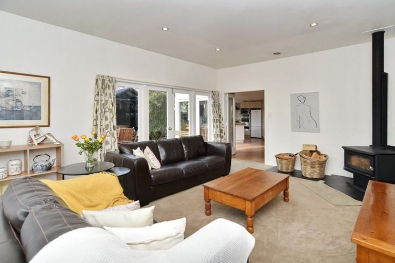 Photo of property in 4 Saint James Avenue, Papanui, Christchurch, 8053