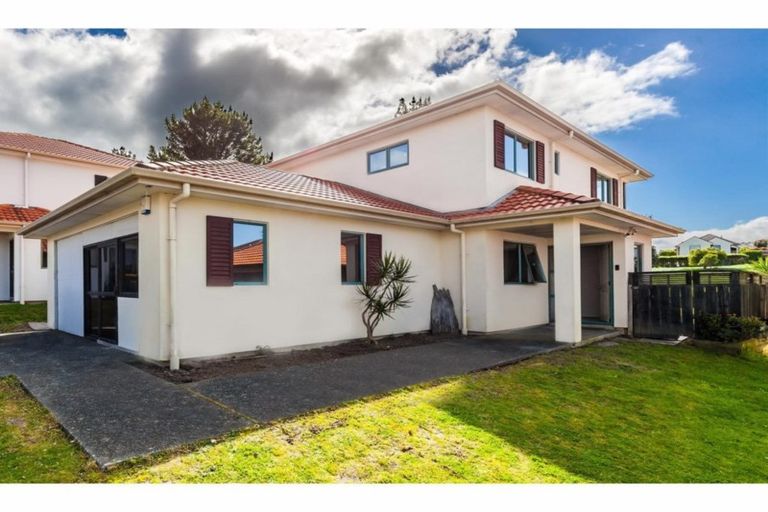 Photo of property in 19 Midshipman Court, Gulf Harbour, Whangaparaoa, 0930