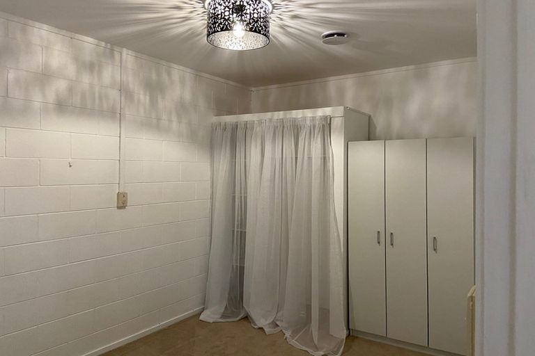 Photo of property in 124 Manuka Road, Bayview, Auckland, 0629