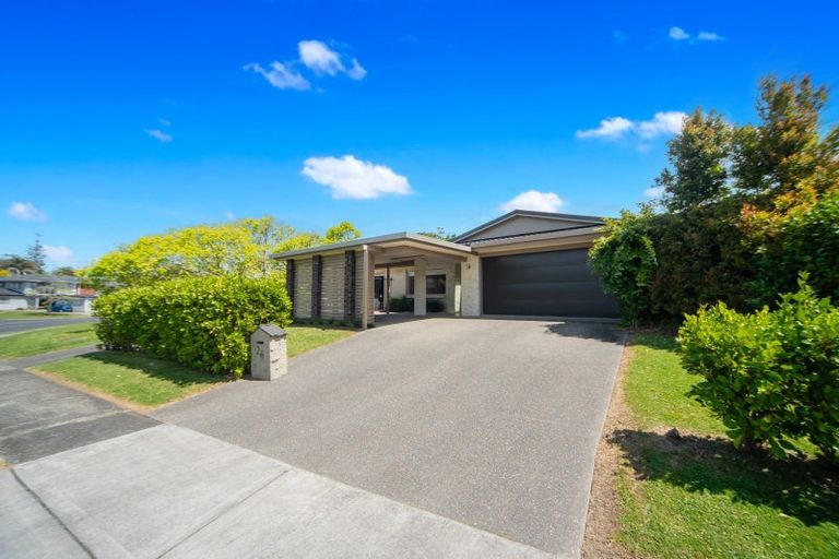 Photo of property in 26 Fratley Avenue, Farm Cove, Auckland, 2012