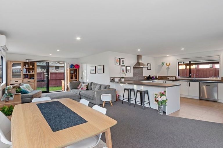 Photo of property in 75b Vivian Street, Burwood, Christchurch, 8083