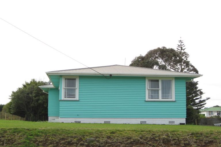 Photo of property in 86 Mould Street, Waitara, 4320