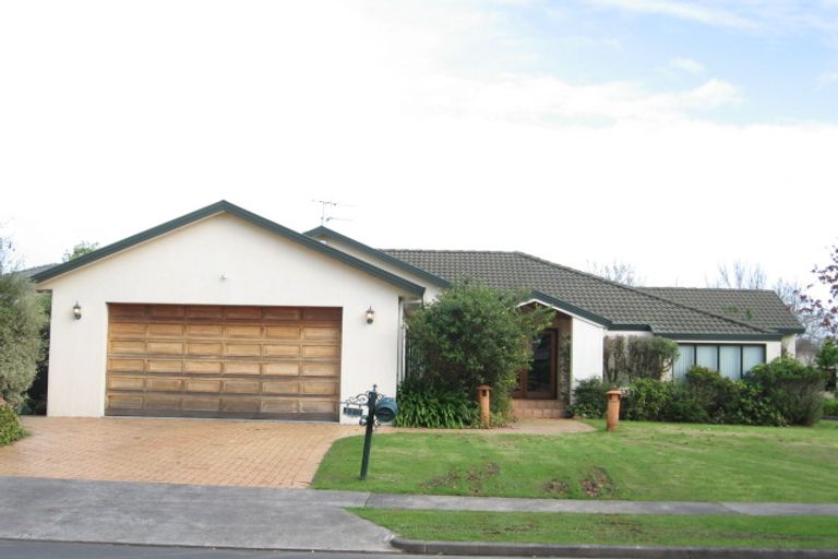 Photo of property in 7 Glenross Drive, Wattle Downs, Auckland, 2103