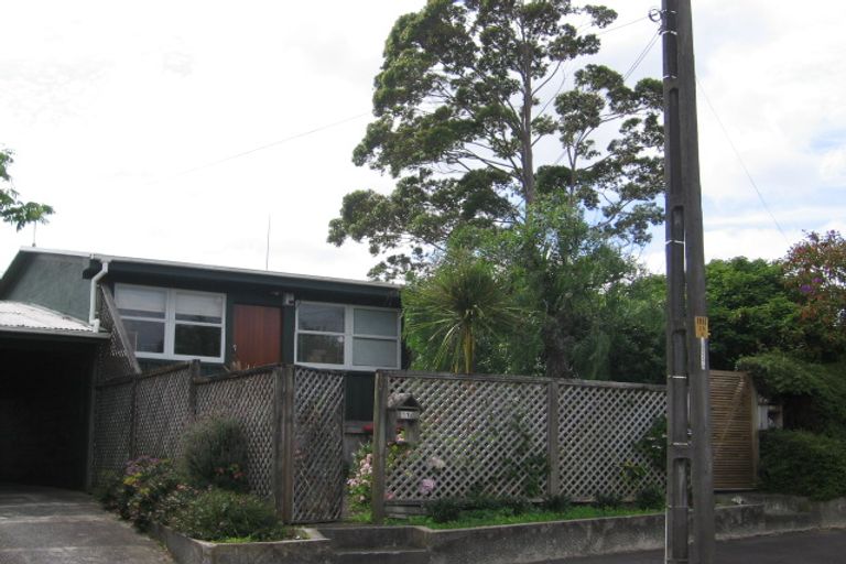 Photo of property in 21e School Road, Morningside, Auckland, 1021