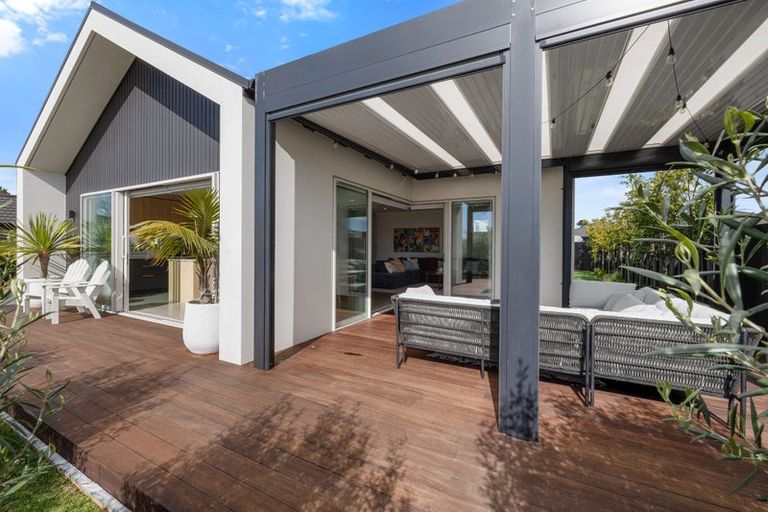 Photo of property in 409 Frankley Road, Ferndale, New Plymouth, 4310