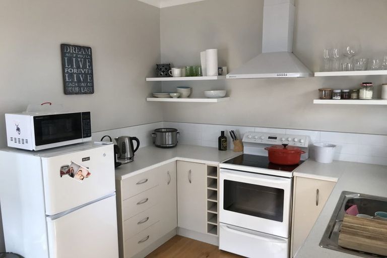 Photo of property in 8 Trevor Terrace, Newtown, Wellington, 6021