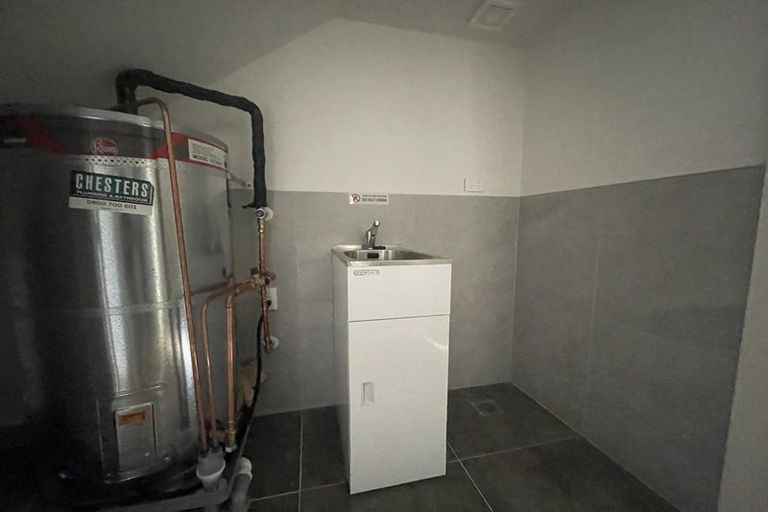 Photo of property in 5/30b Westgate Drive, Massey, Auckland, 0614