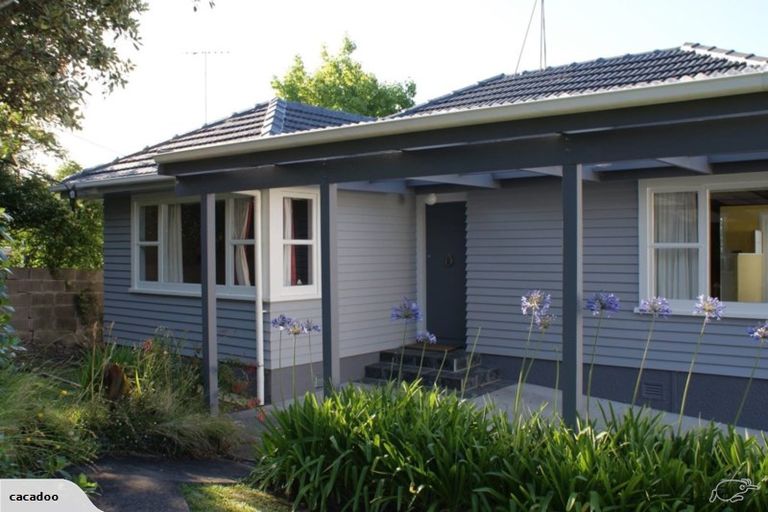 Photo of property in 7 Acacia Road, Torbay, Auckland, 0632