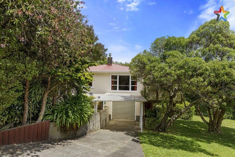 Photo of property in 89 Normandale Road, Normandale, Lower Hutt, 5010