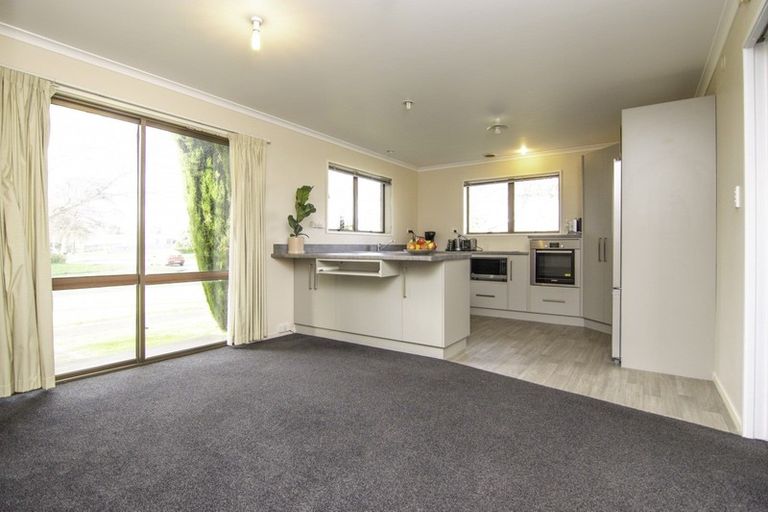 Photo of property in 1 Dove Place, Westbrook, Palmerston North, 4412