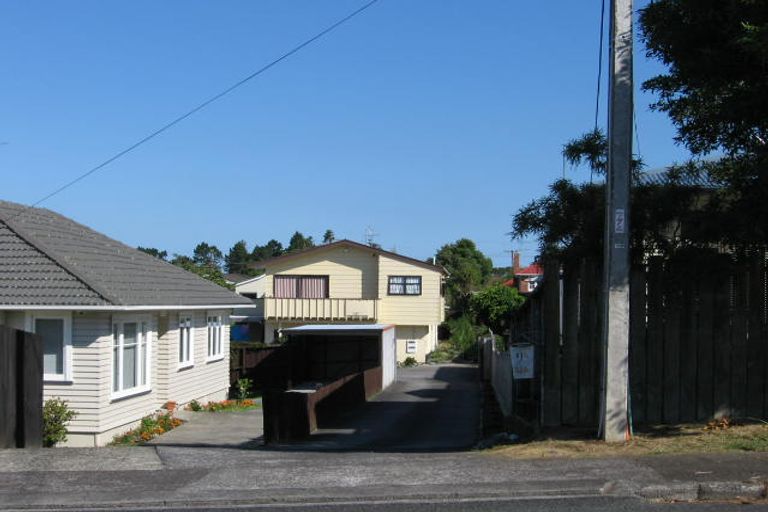 Photo of property in 21a Tane Street, New Lynn, Auckland, 0600