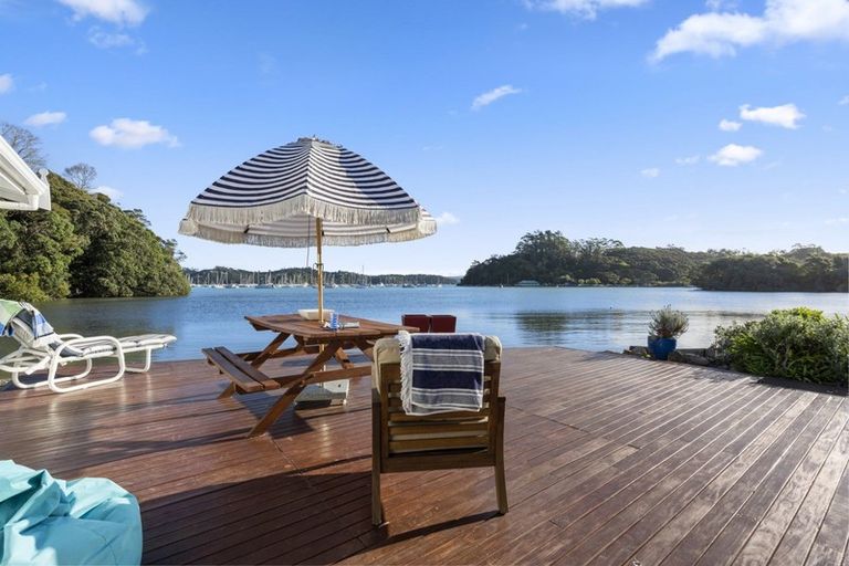 Photo of property in 11 Hope Avenue, Russell, 0202