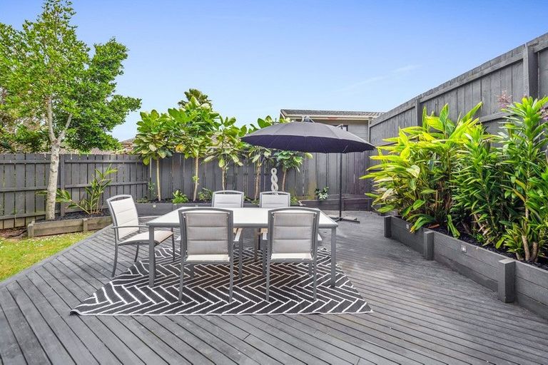 Photo of property in 45 Marendellas Drive, Bucklands Beach, Auckland, 2014