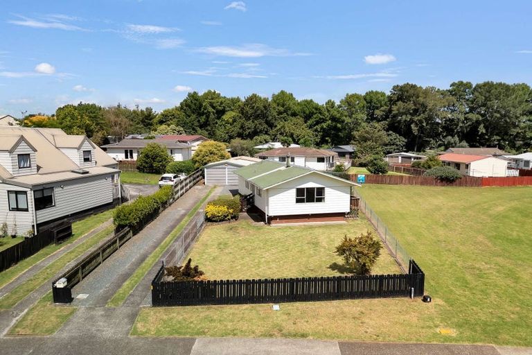 Photo of property in 25 Reynolds Road, Pukekohe, 2120