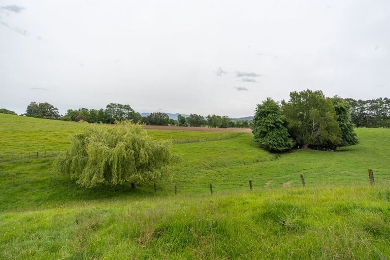 Photo of property in 35 Jury Road, Ngahinapouri, Hamilton, 3290