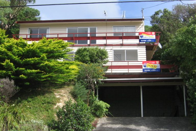 Photo of property in 11a Doris Gordon Crescent, Crofton Downs, Wellington, 6035