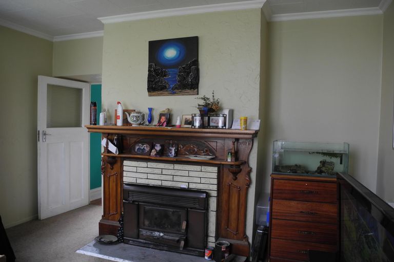 Photo of property in 24 Edward Street, Waimate, 7924