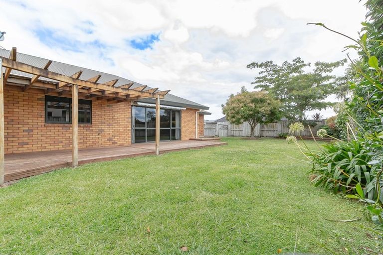 Photo of property in 44 Cranbrook Place, Rototuna North, Hamilton, 3210