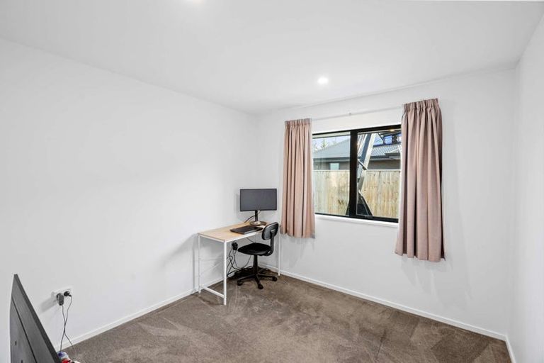 Photo of property in 20 Pallid Green, Rolleston, 7615