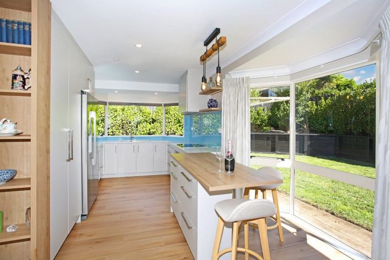 Photo of property in 1/66 Orangewood Drive, Northpark, Auckland, 2013