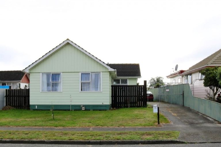 Photo of property in 15 Awatea Street, Levin, 5510