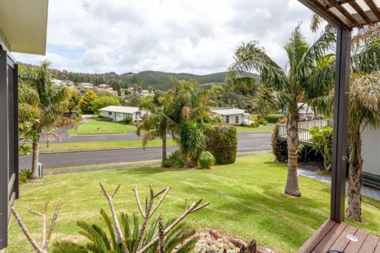 Photo of property in 118 Onemana Drive, Onemana, Whangamata, 3691