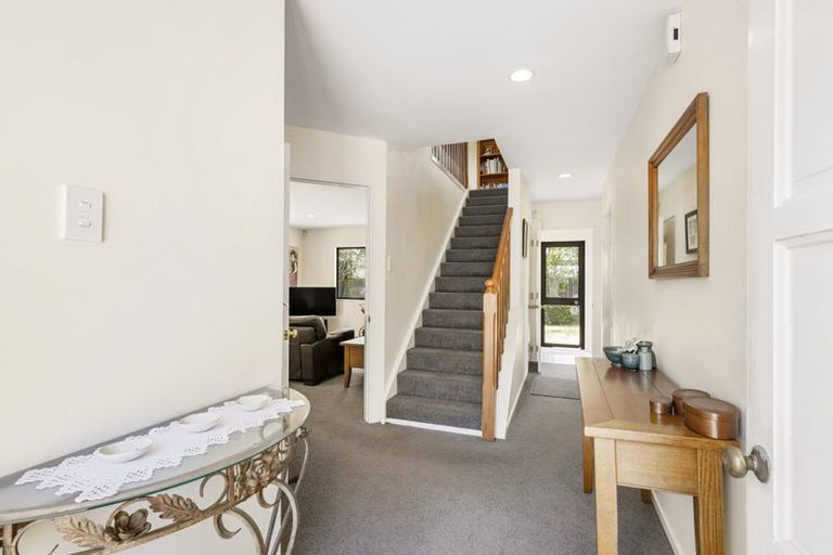 Photo of property in 29a Severn Street, Island Bay, Wellington, 6023