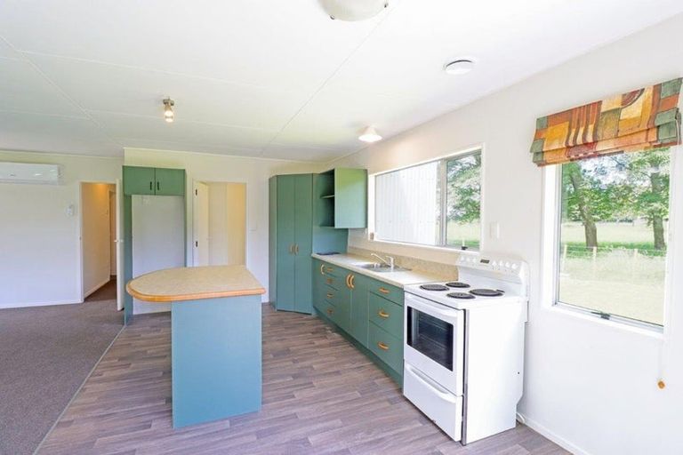 Photo of property in 213 Green Road, Awahuri, Palmerston North, 4476