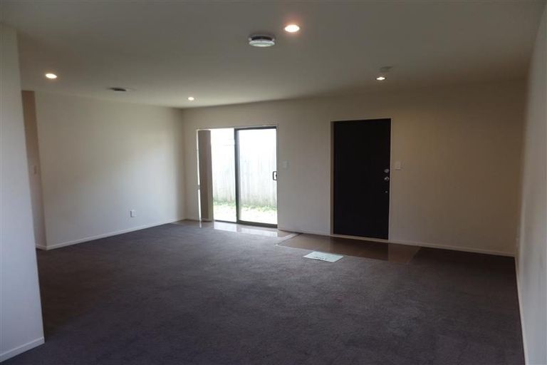 Photo of property in 15 Dissmeyer Drive, Clover Park, Auckland, 2019