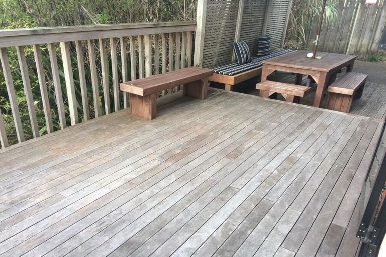 Photo of property in 2/90 Verbena Road, Birkdale, Auckland, 0626