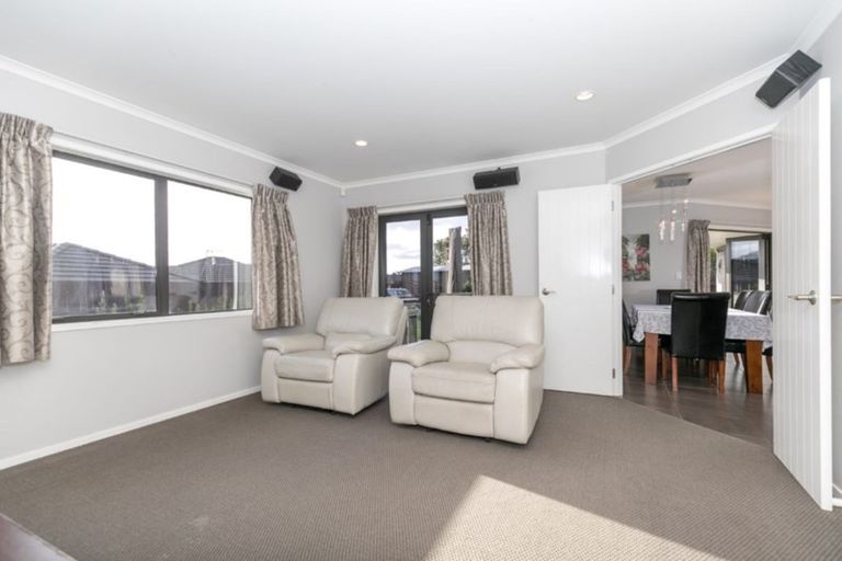 Photo of property in 50 Magellan Rise, Flagstaff, Hamilton, 3210