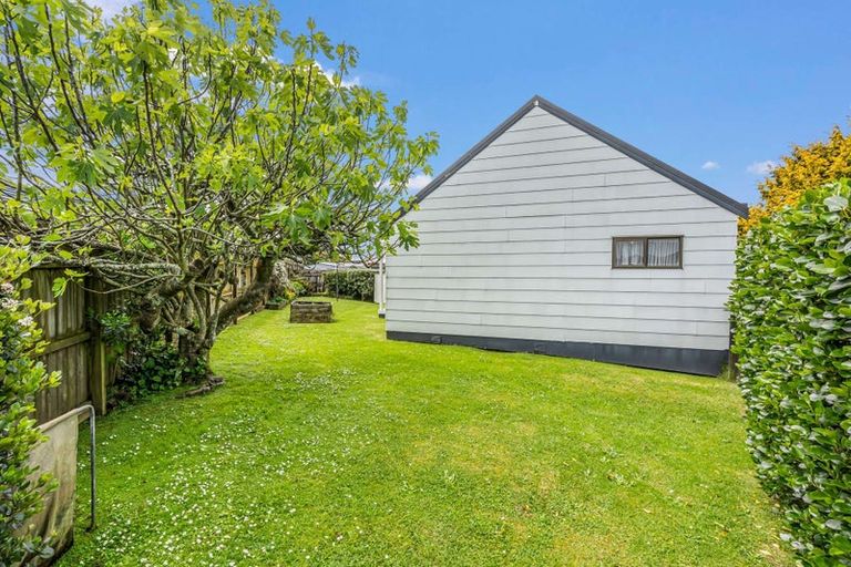 Photo of property in 14b Kauri Drive, Waiuku, 2123