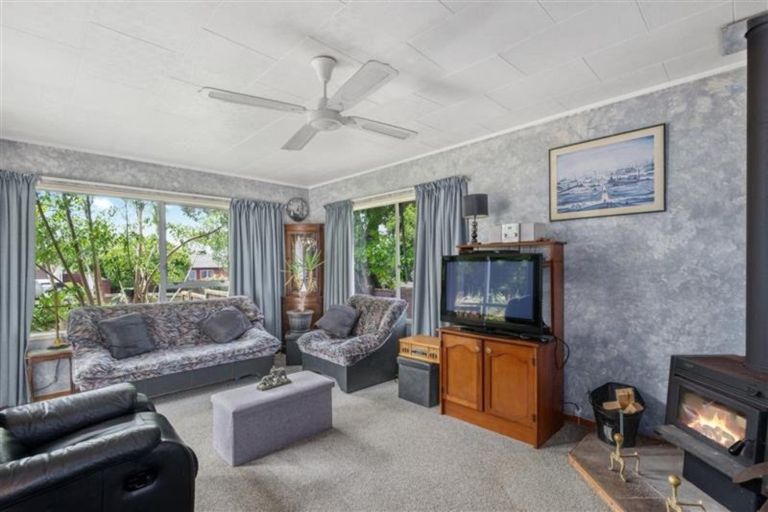 Photo of property in 7 Liam Place, Half Moon Bay, Auckland, 2012
