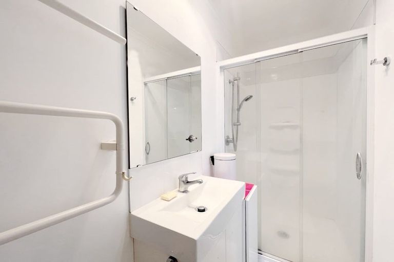 Photo of property in 23 Chedworth Avenue, Chedworth, Hamilton, 3210