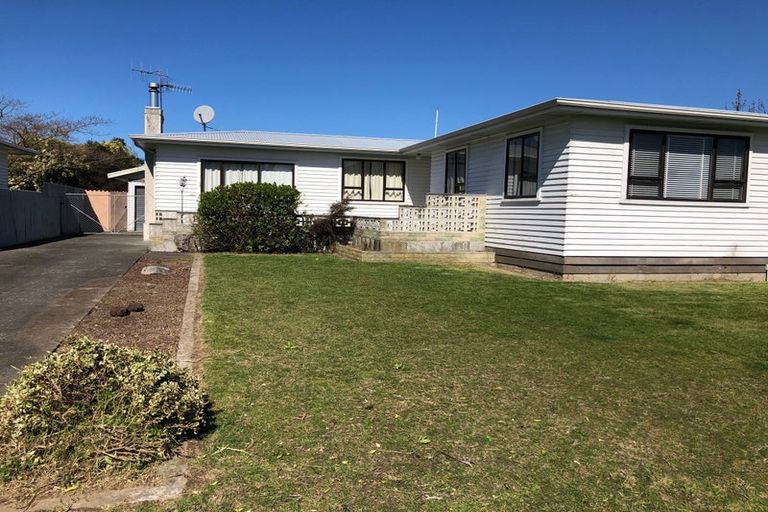 Photo of property in 46 Fleming Crescent, Maraenui, Napier, 4110