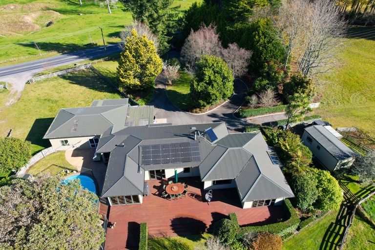 Photo of property in 916 Poihipi Road, Oruanui, Taupo, 3377