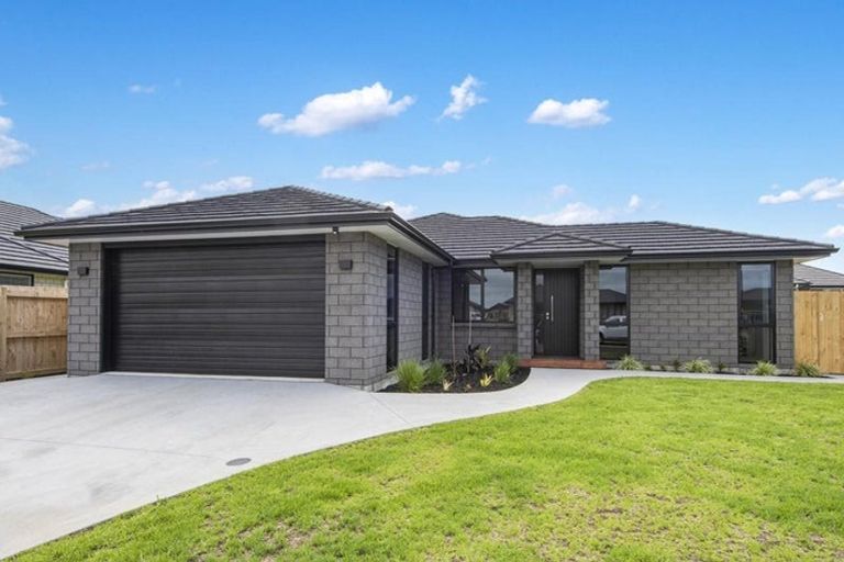 Photo of property in 5 Olney Court, One Tree Point, 0118