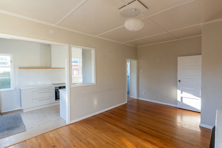 Photo of property in 37 Puketai Street, Andersons Bay, Dunedin, 9013