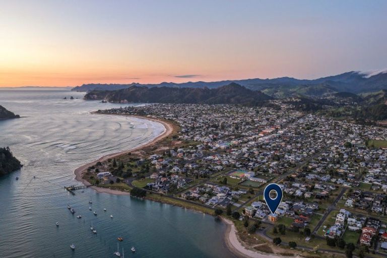 Photo of property in 305a Beach Road, Whangamata, 3620