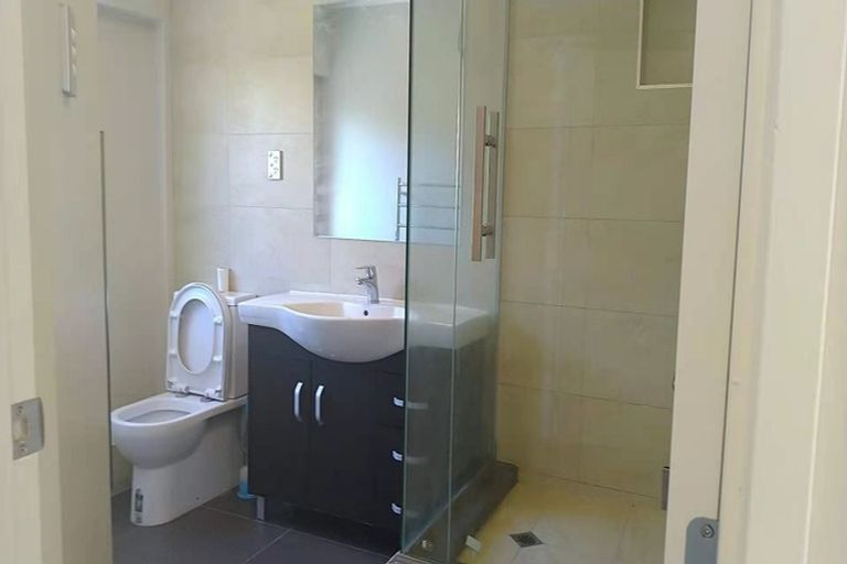 Photo of property in 1/6 Colum Place, Bucklands Beach, Auckland, 2014