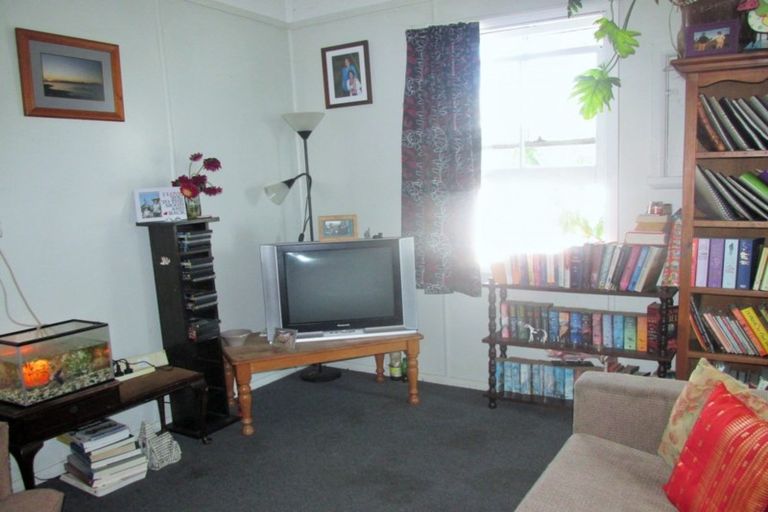 Photo of property in 24 Locke Street, Wairoa, 4108