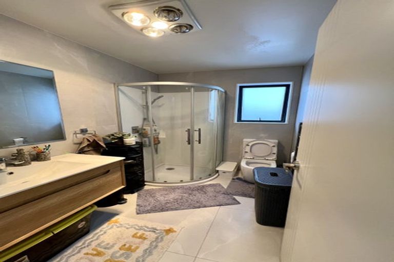 Photo of property in 11b Tributary Parade, Karaka, Papakura, 2113