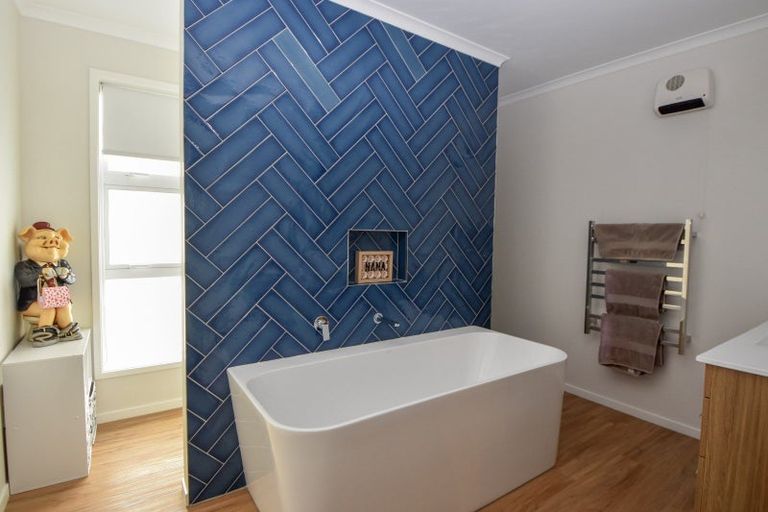 Photo of property in 9 Mervyn Brown Place, Solway, Masterton, 5810