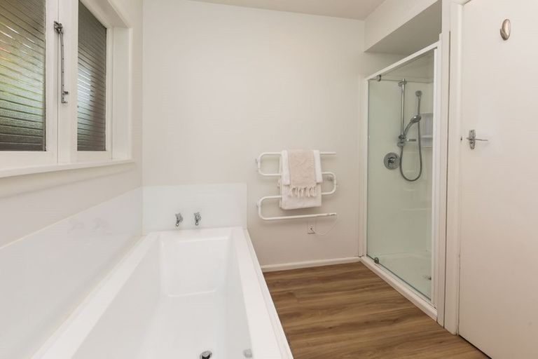 Photo of property in 20 Brookside Terrace, Bryndwr, Christchurch, 8053