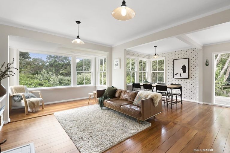 Photo of property in 96 Sidlaw Street, Strathmore Park, Wellington, 6022