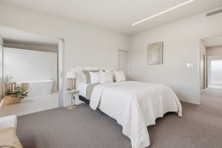 Photo of property in 1025b Papamoa Beach Road, Papamoa Beach, 3118